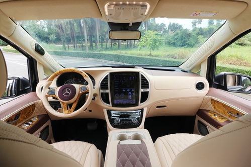 【奔馳威霆又現(xiàn)奢華內飾全隔斷,增加愛車科技感尊御名車誠意滿滿】-